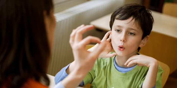 Nguyên nhân trẻ nói ngọng và hướng dẫn cách chữa nói ngọng cho bé các bậc cha mẹ cần phải biết